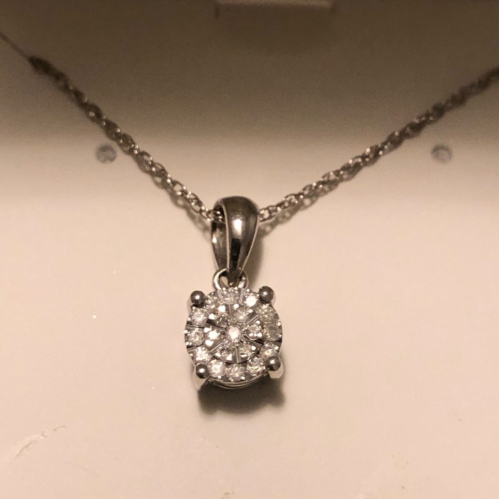 Diamond Halo Cluster Pendant Necklace